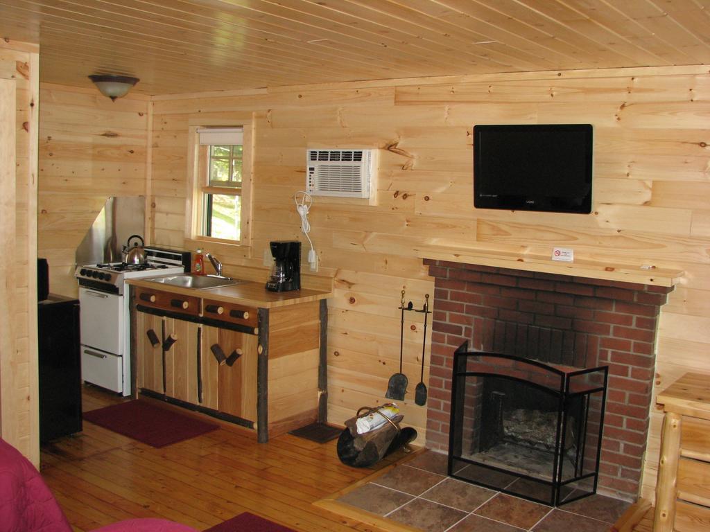Pine Knoll Hotel Lakeside Lodge & Cabin Old Forge Dış mekan fotoğraf