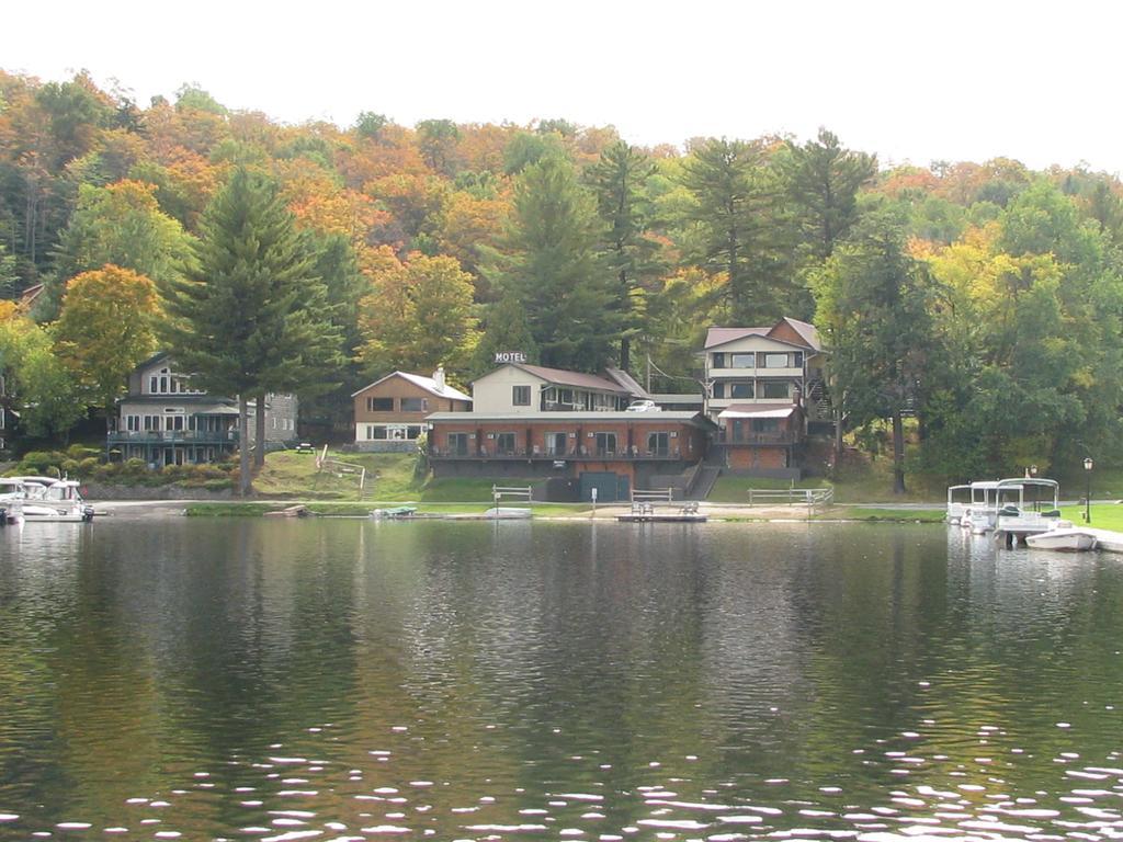 Pine Knoll Hotel Lakeside Lodge & Cabin Old Forge Oda fotoğraf