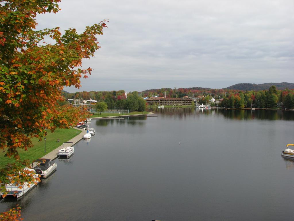 Pine Knoll Hotel Lakeside Lodge & Cabin Old Forge Oda fotoğraf
