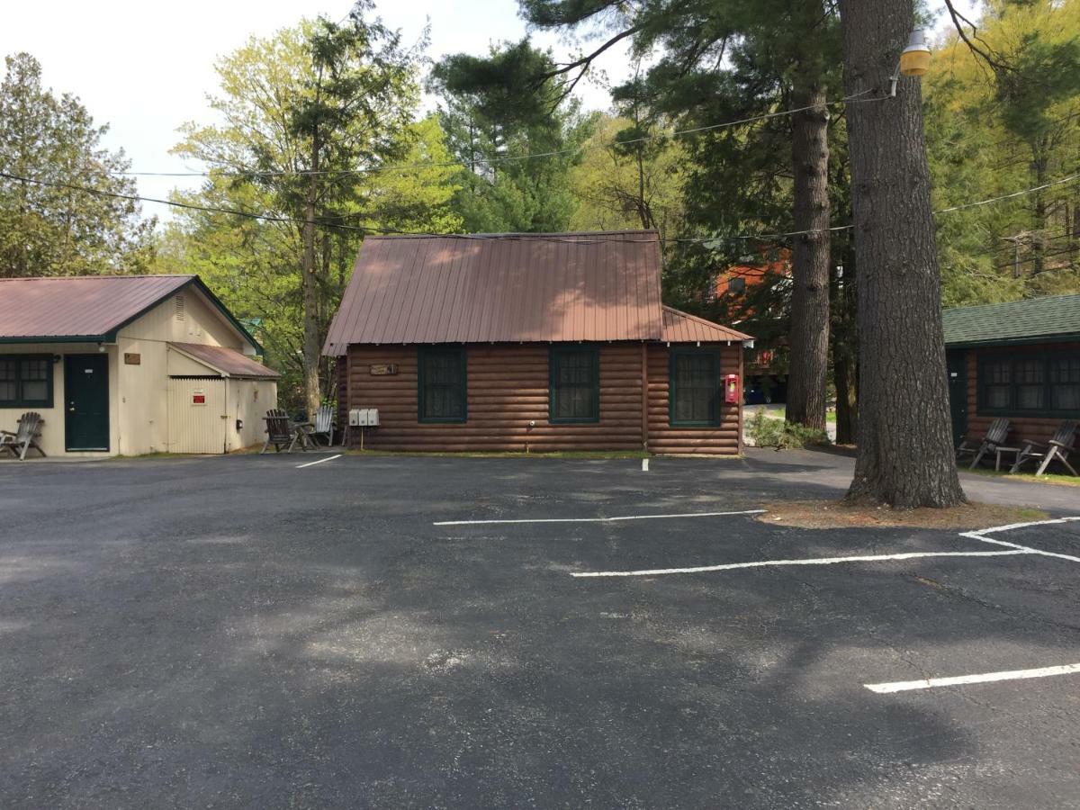 Pine Knoll Hotel Lakeside Lodge & Cabin Old Forge Dış mekan fotoğraf