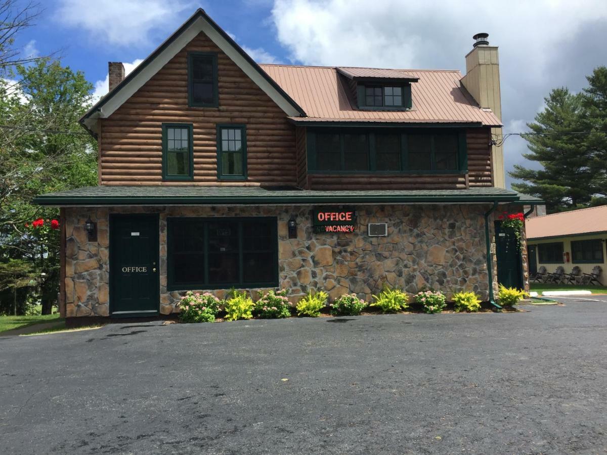 Pine Knoll Hotel Lakeside Lodge & Cabin Old Forge Dış mekan fotoğraf